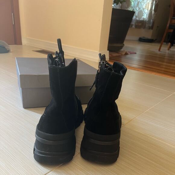 AQUATALIA Women's 11 Boot Black Suede EVVIE COMBAT Weatherproof Chunky - Picture 6 of 7